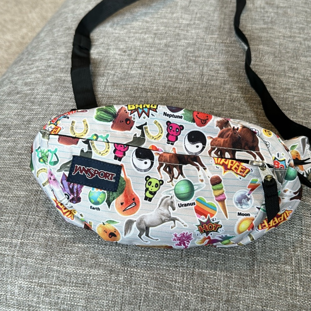 JANSPORT FANNY PACK BELLY BAG - SUPERBREAK POP ART STICKERS ANIMALS & PLANETS